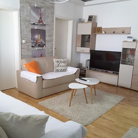 Apartment Veles Luaran gambar
